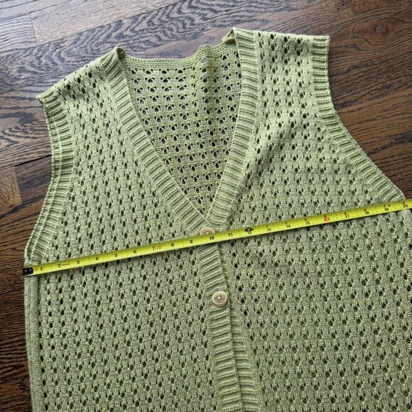 Vintage Green Crotchet Knit Sleeveless Layering Sweater Vest - Picture 4 of 6